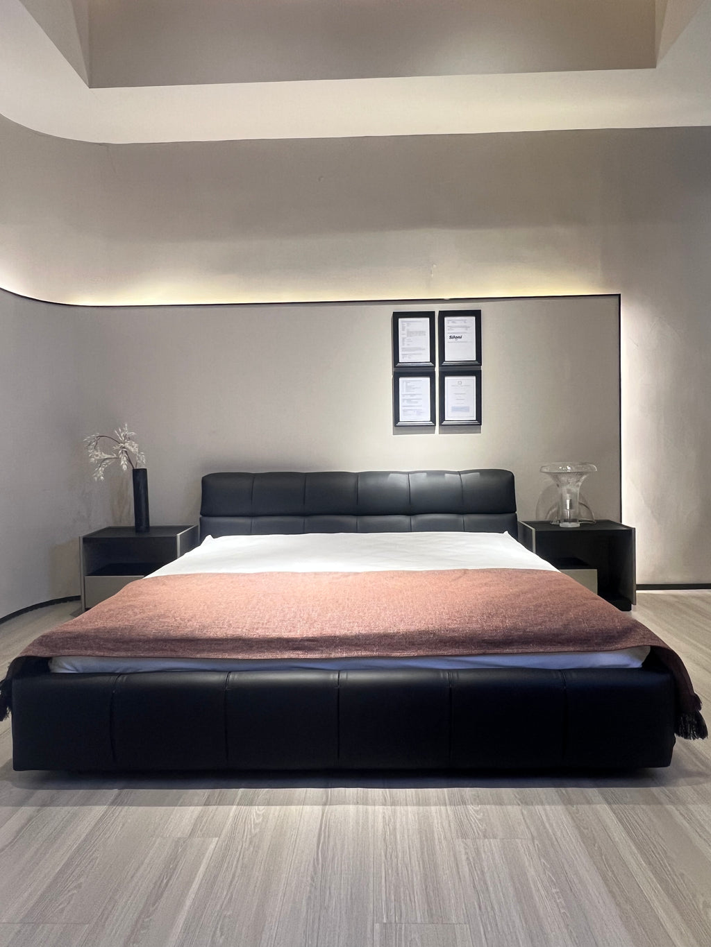 Modern puff bed-Genuine leather Customizable fabric- King or Queen size